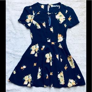 Dress Urban Outfitters